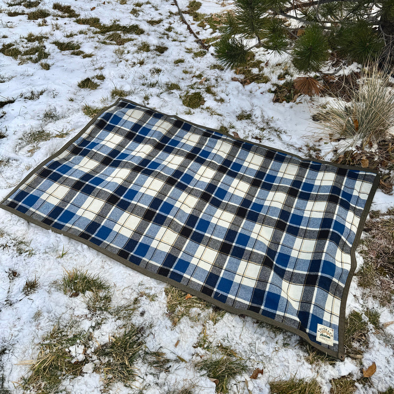 Load image into Gallery viewer, Extra Large Waxed Canvas and 100% Pendleton Wool Lined Bushcraft Ground Cloth
