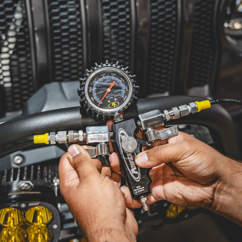 Load image into Gallery viewer, ORI Shock Boss™ V2 - 800 psi Dual Fill Strut Inflator - Portable Nitrogen Shock Tuning Kit - Trail and Timber Co
