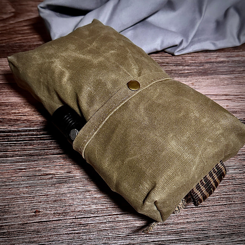 Load image into Gallery viewer, Wallaby Box Pouch Bushcraft Survival Camping Possibles Dopp Grooming (Various Colors)
