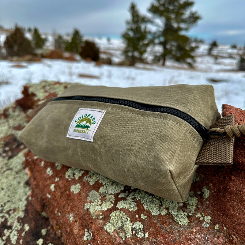 Load image into Gallery viewer, Heavy Duty Waxed Canvas Small Simple Box Pouch Bushcraft Survival Camping Possibles Dopp Grooming (Various Colors)
