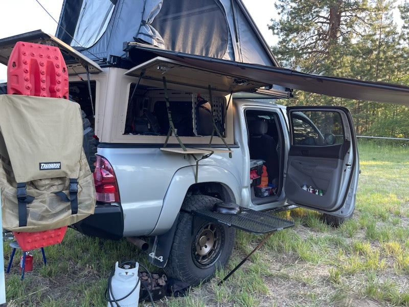 Load image into Gallery viewer, Tire Table Hanging Shelf for Vanlife &amp; Camping
