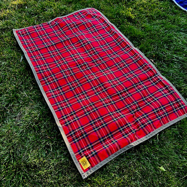 Load image into Gallery viewer, Extra Large Heavy Duty Waxed Canvas and Tartan Wool Lined Bushcraft Ground Cloth
