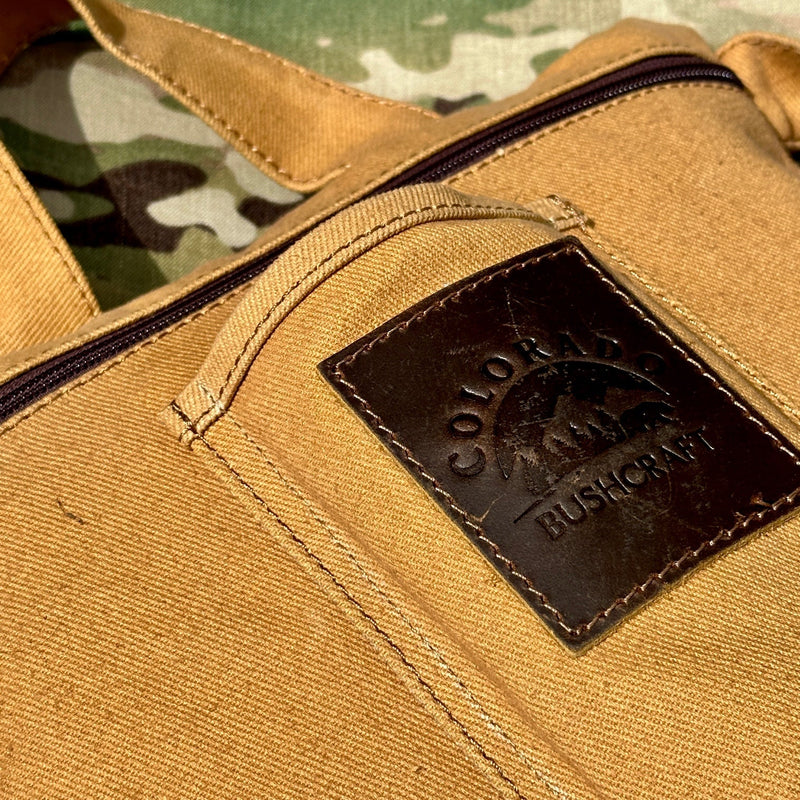 Load image into Gallery viewer, The Daytripper Waxed Canvas Bushcraft Hybrid Haversack / Messenger Bag
