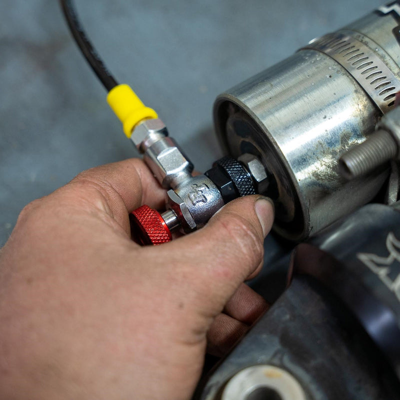 Load image into Gallery viewer, PT Shock Chuck™ - No Air Loss Tire and Shock chuck for hi-pressure applications - 1000 psi WP
