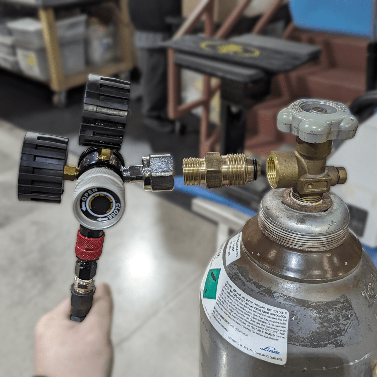 N2 male to CO2 male Adapter Brass - Trail and Timber Co