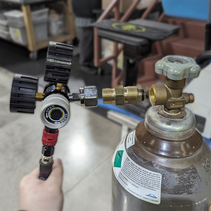 Load image into Gallery viewer, N2 male to CO2 male Adapter Brass
