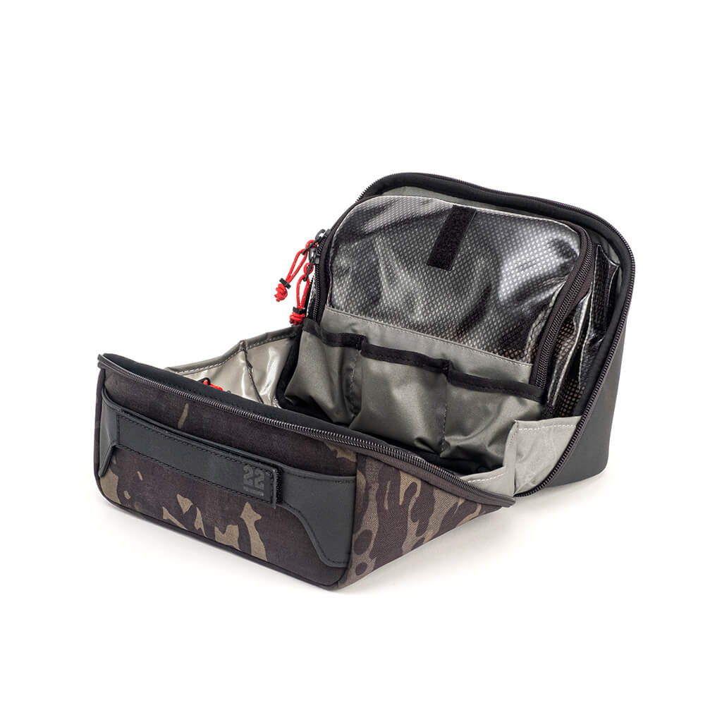 Tortoise™ Toiletry Bag - Trail and Timber Co