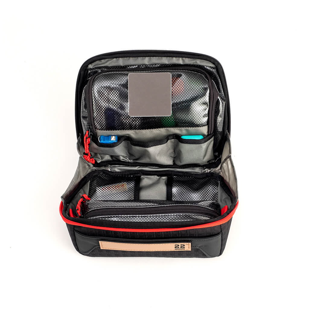 Tortoise™ Toiletry Bag - Trail and Timber Co