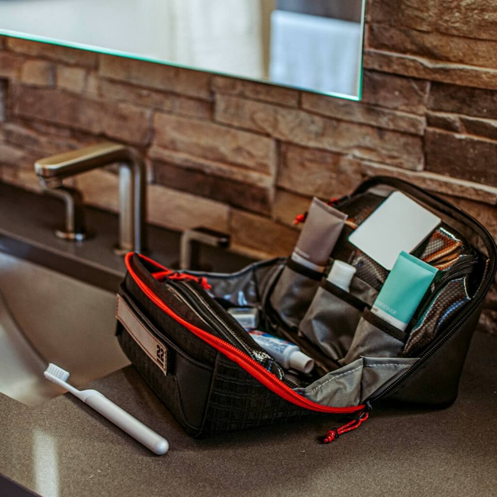 Tortoise™ Toiletry Bag - Trail and Timber Co