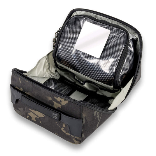 Tortoise™ Grande Toiletry Bag