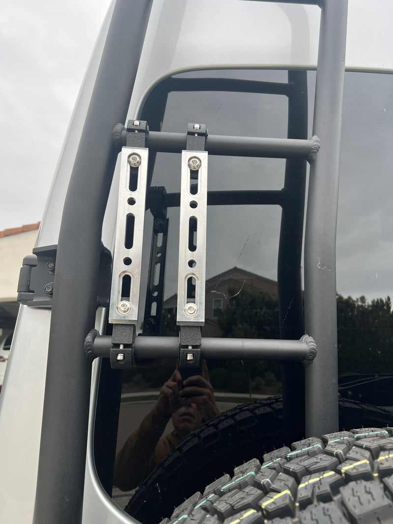 Load image into Gallery viewer, Ladder Cross-Bar Mount for Propane and CO2 Power Tanks
