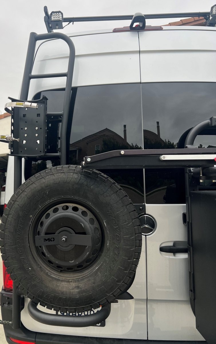 Ladder Cross - Bar Mount for Propane and CO2 Power Tanks - Trail and Timber Co