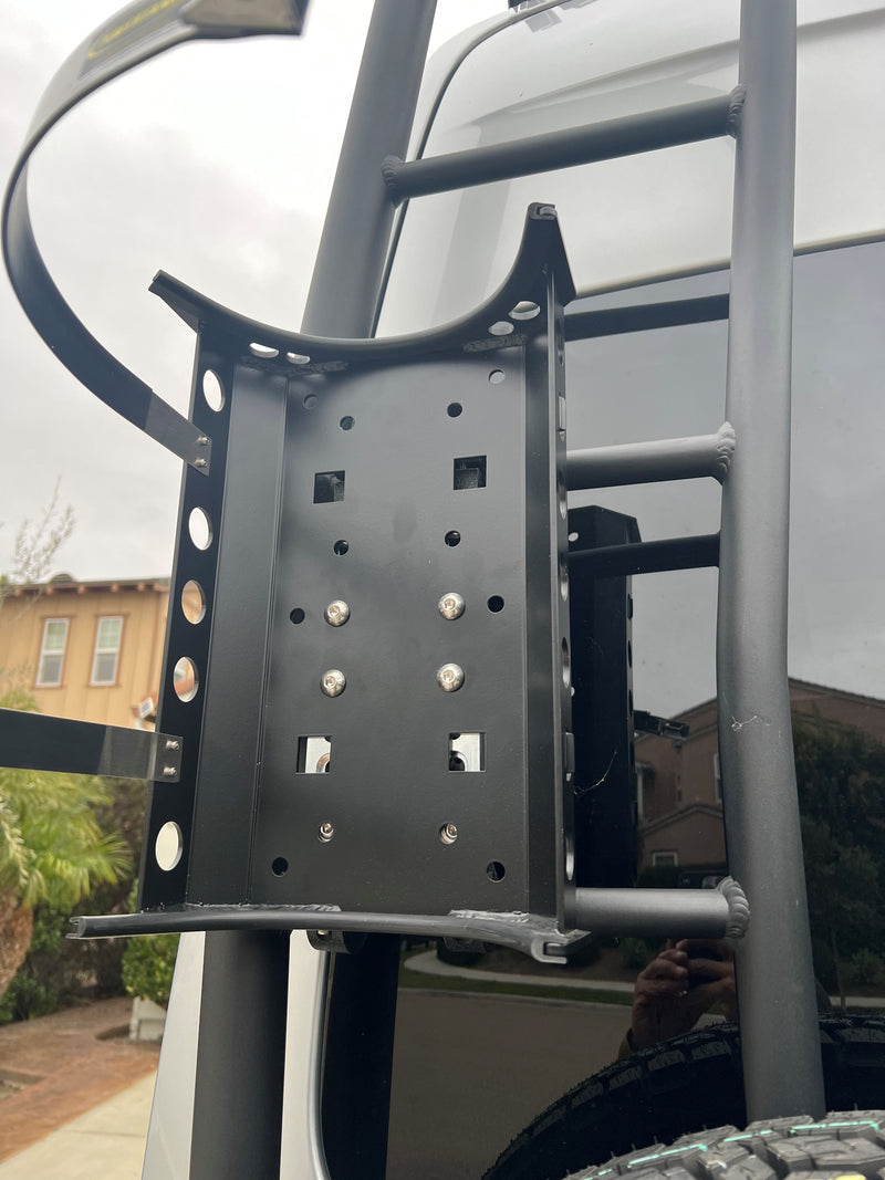 Load image into Gallery viewer, Ladder Cross-Bar Mount for Propane and CO2 Power Tanks
