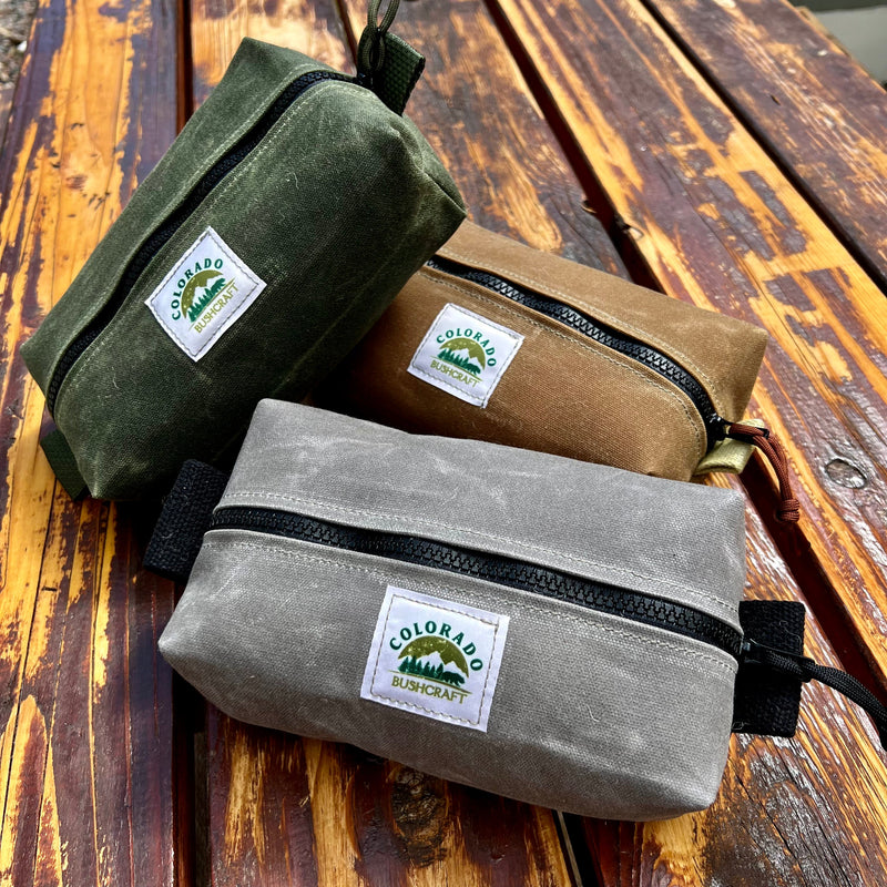 Load image into Gallery viewer, Heavy Duty Waxed Canvas Small Simple Box Pouch Bushcraft Survival Camping Possibles Dopp Grooming (Various Colors)
