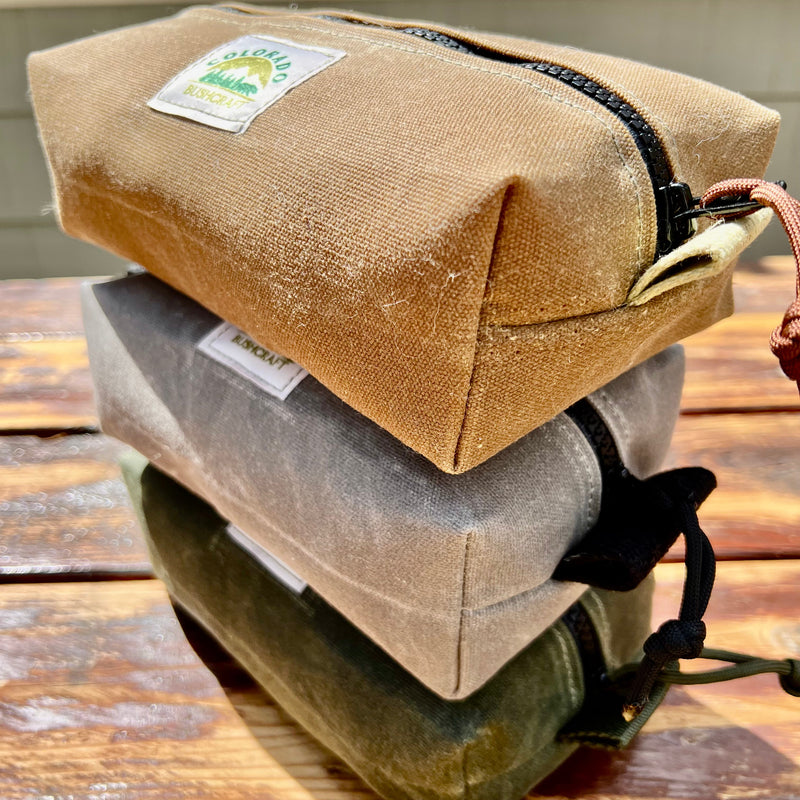Load image into Gallery viewer, Heavy Duty Waxed Canvas Small Simple Box Pouch Bushcraft Survival Camping Possibles Dopp Grooming (Various Colors)
