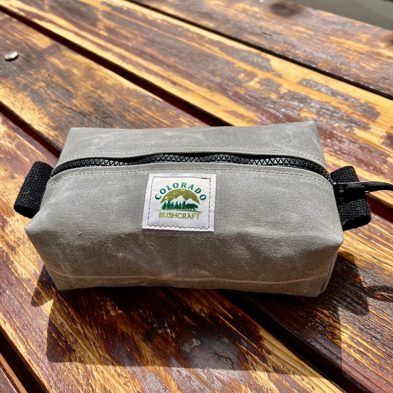Load image into Gallery viewer, Heavy Duty Waxed Canvas Small Simple Box Pouch Bushcraft Survival Camping Possibles Dopp Grooming (Various Colors)

