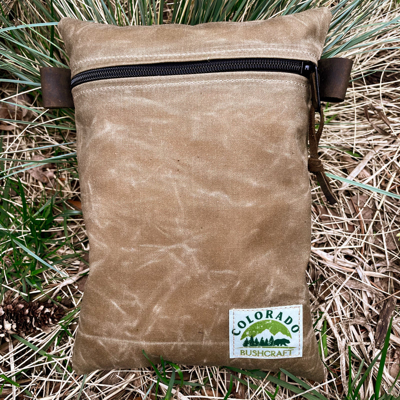 Load image into Gallery viewer, Handmade Medium Waxed Canvas Traditional EDC Pouch Bushcraft Survival Camping Possibles Dopp Grooming (Various Colors)
