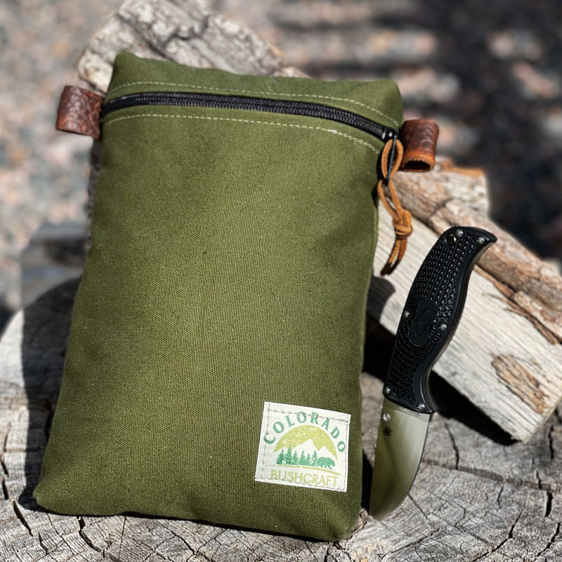 Load image into Gallery viewer, Handmade Medium Waxed Canvas Traditional EDC Pouch Bushcraft Survival Camping Possibles Dopp Grooming (Various Colors)
