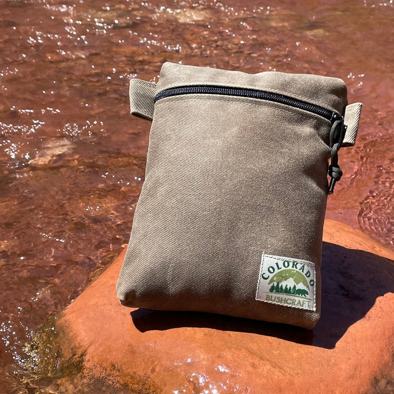 Load image into Gallery viewer, Handmade Large Waxed Canvas Traditional EDC Pouch Bushcraft Survival Camping Possibles Dopp Grooming (Various Colors)
