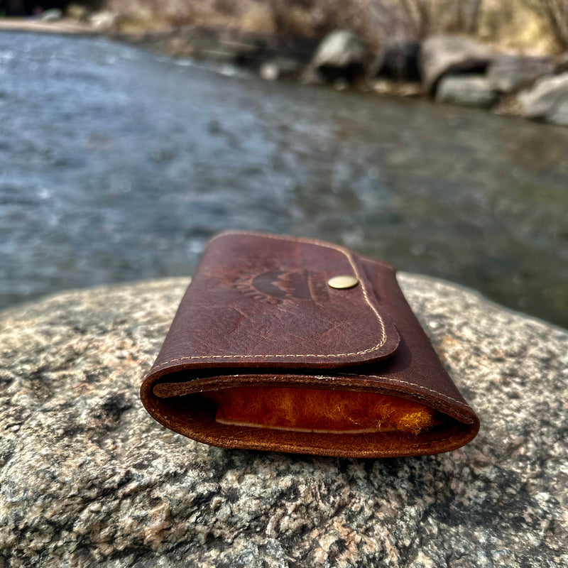 Load image into Gallery viewer, Kodiak Leather Single Pad Bushcraft Fly Wallet
