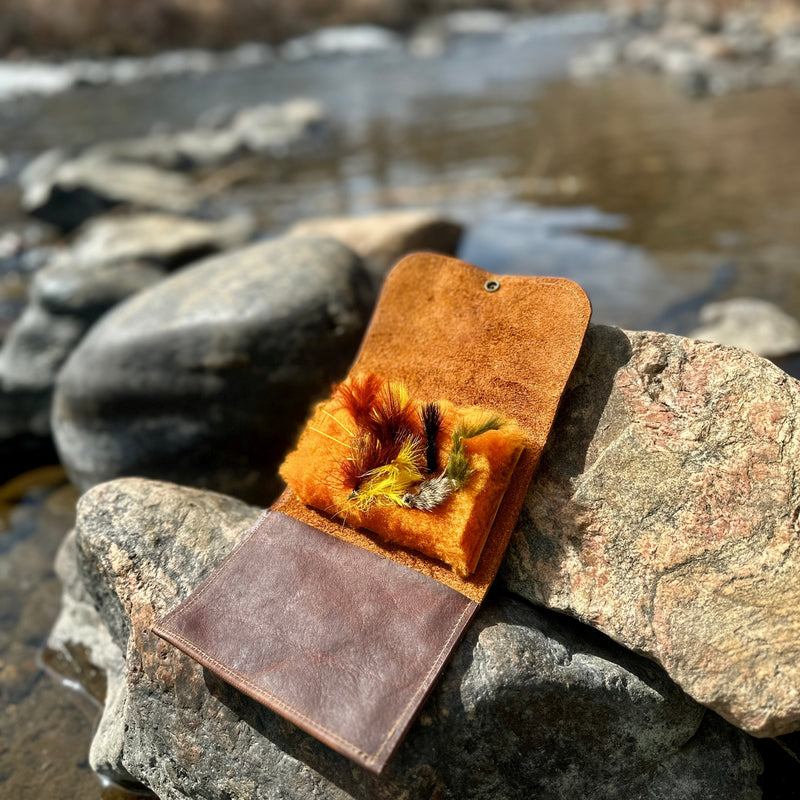 Load image into Gallery viewer, Kodiak Leather Single Pad Bushcraft Fly Wallet
