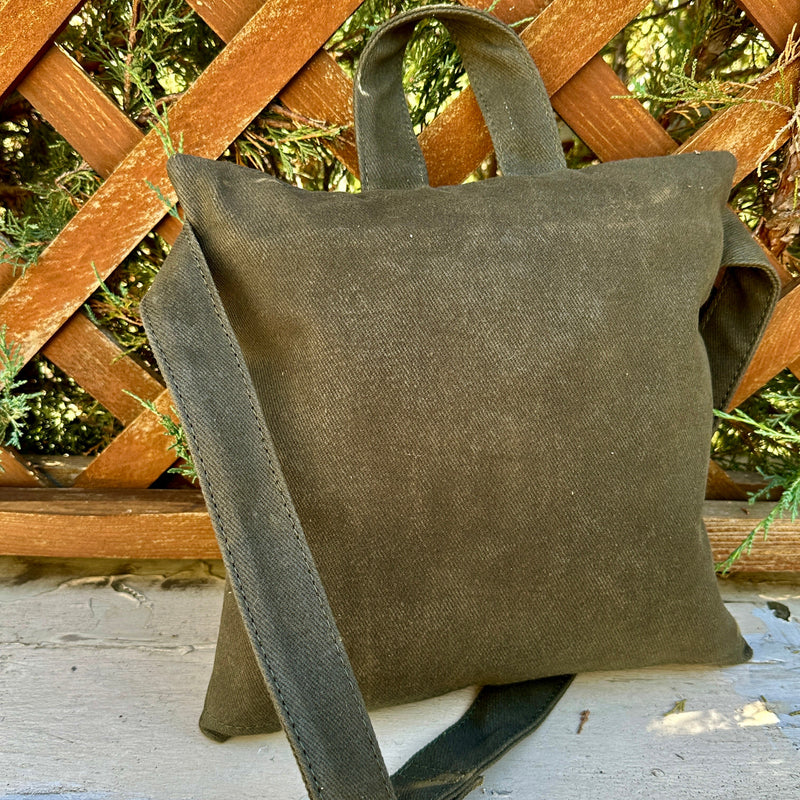 Load image into Gallery viewer, The Daytripper Waxed Canvas Bushcraft Hybrid Haversack / Messenger Bag
