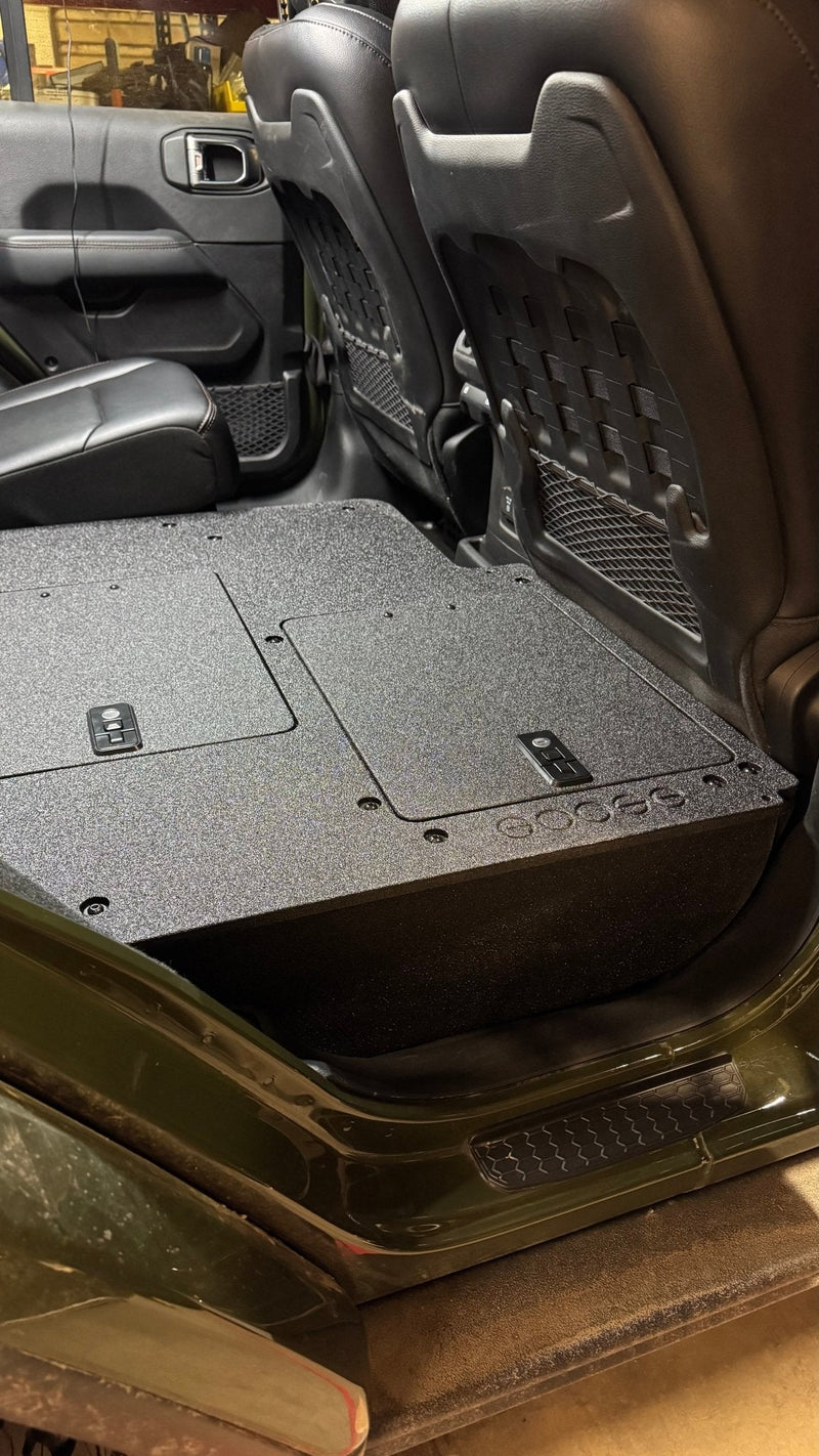 Load image into Gallery viewer, Jeep Wrangler 2018-Present JLU 4 Door - Second Row Seat Delete Plate System - V2
