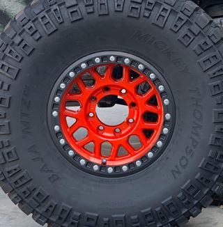 Load image into Gallery viewer, Monster Valve Flat2 - Dual Valve stem wheels - 5 pack with Install tools
